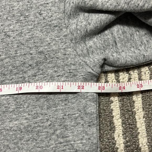 H&M Grey Crop Soft Hooded Sweater - Picture 9 of 10